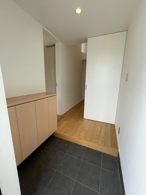 2LDK Terrace House for Rent in Fujisawa, Kanagawa - 74.51 sqm - Thumbnail 4