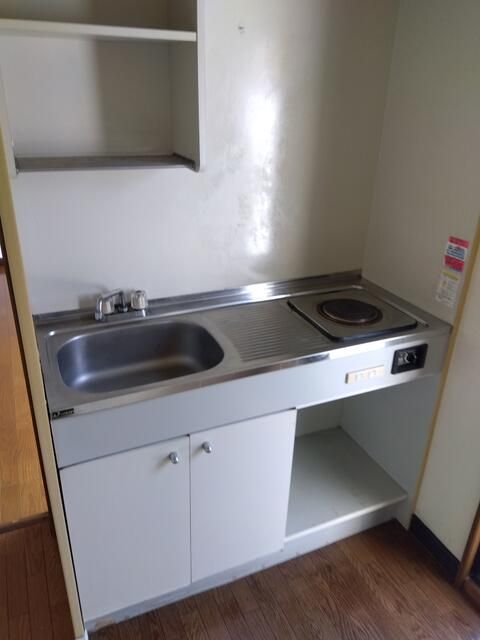 1K Apartment for Rent near Ichikawano Station, Ichikawa - Thumbnail 3