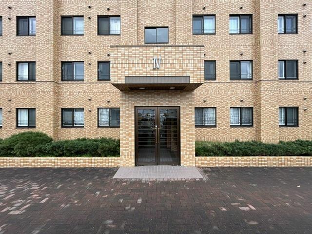 3LDK Apartment for Sale in Sapporo Shiroishi Ward, 70.35 sqm - Thumbnail 2
