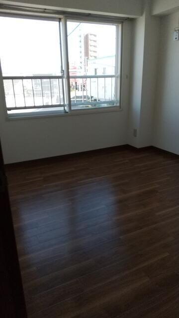 2LDK Apartment for Rent in Kiyota, Sapporo, Hokkaido - Thumbnail 4