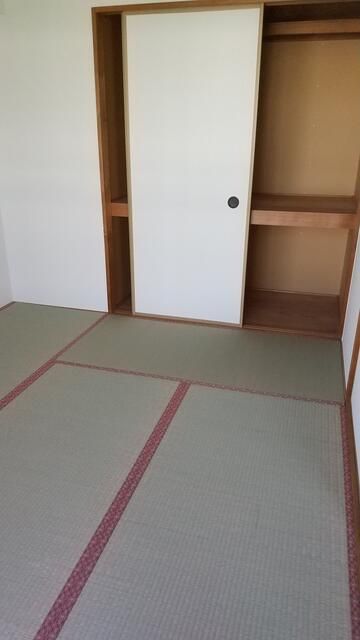 2LDK Apartment for Rent in Kiyota, Sapporo, Hokkaido - Thumbnail 3
