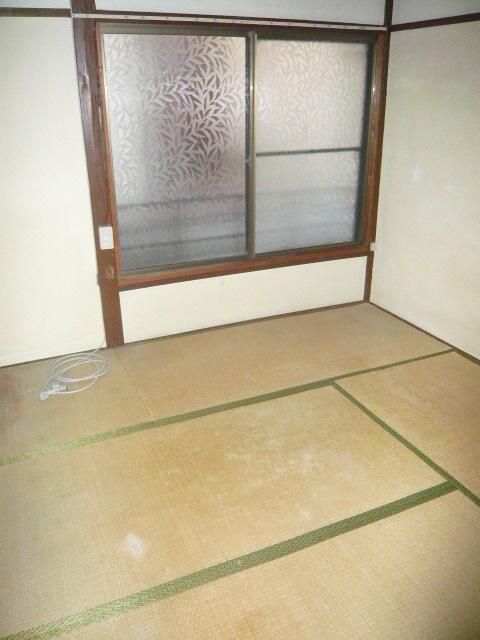 Studio Apartment for Rent in Bunkyo-ku, Tokyo - Thumbnail 3