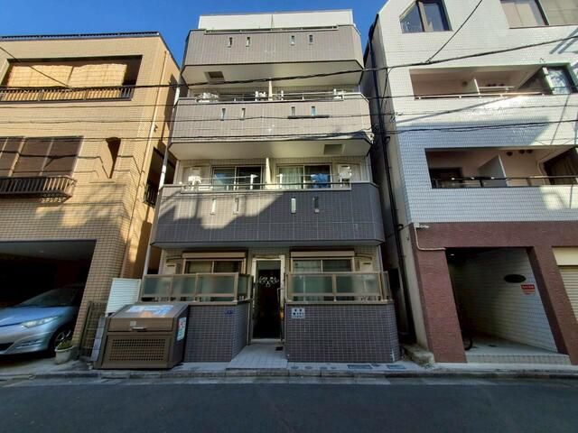 8-Unit Apartment Building for Sale Near Tokyo Skytree Station - Thumbnail 2