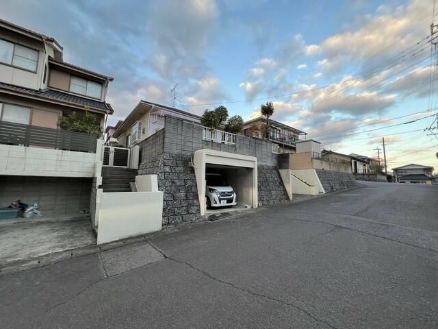 3LDK House for Sale in Kagoshima City, 84.38 sqm on 191 sqm Land - Thumbnail 2