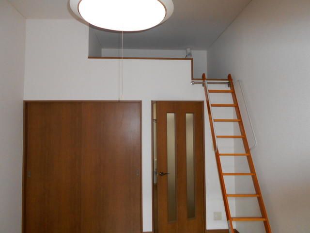 1K Apartment for Rent in Wakabayashi-ku, Sendai - Thumbnail 2