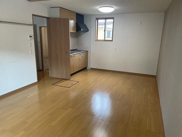3LDK Apartment for Rent in Yonezawa, Yamagata – 79.49 sqm - Thumbnail 4
