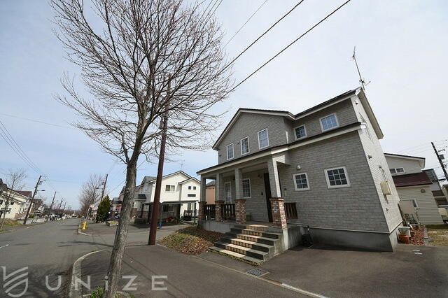 Detached House for Sale in Kiyota-ku, Sapporo, Hokkaido - 4SLDK - Thumbnail 3