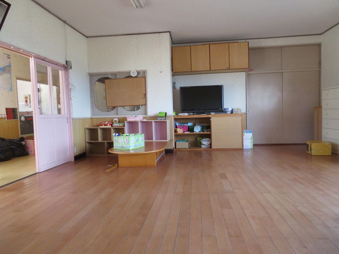 Spacious 6DK House with Mountain and Sea Views in Shimabara - Thumbnail 4