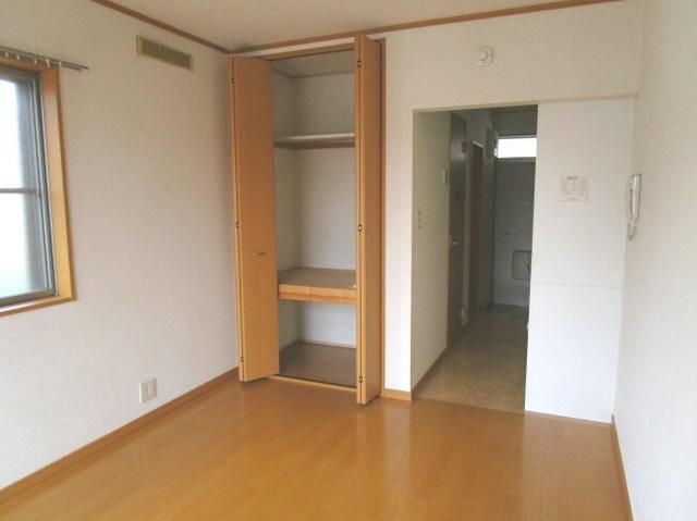 K Heights Apartment for Rent in Inagi City, Tokyo - Thumbnail 3