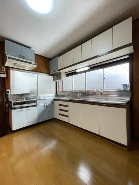 Rental House in Otsuki: 6DK, 109.7 sqm, Near Station - Thumbnail 2