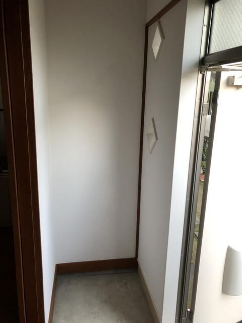 3DK Apartment for Rent in Sakae-ku, Yokohama - 57.11 sqm - Thumbnail 2