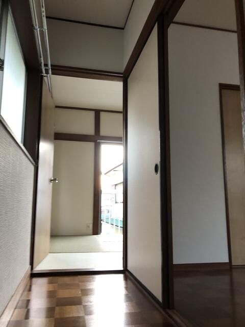 3DK Apartment for Rent in Sakae-ku, Yokohama - 57.11 sqm - Thumbnail 4