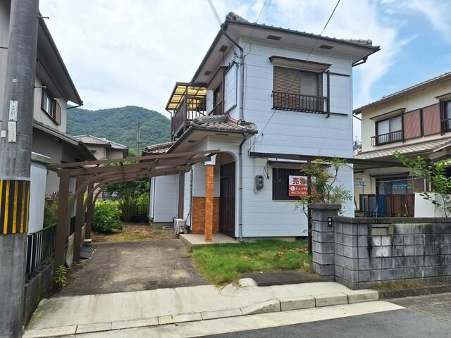 4DK Detached House for Sale in Himeji, Hyogo - 380万円 - Main Image