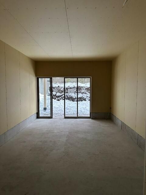 New 2025 Commercial Space for Rent in Hirosaki, Aomori - Thumbnail 2