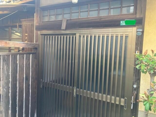 1959 Wooden House in Kitakyushu with 178sqm Land - Image 1