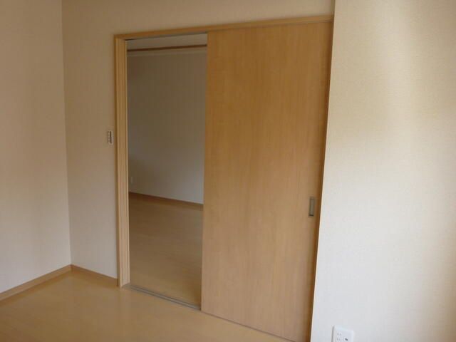 1LDK Apartment for Rent in Kokubunji, Tokyo - 82,000 Yen - Thumbnail 4
