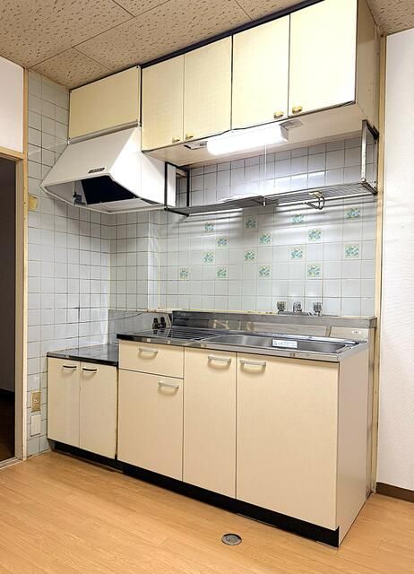Maeshima Mansion 3DK Apartment for Rent in Okegawa, Saitama - Thumbnail 2