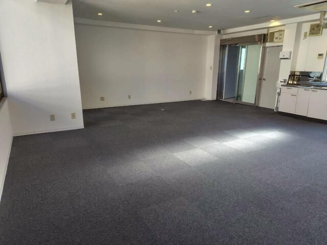 Commercial Space for Rent Near Shin-Tokorozawa Station, Saitama - Thumbnail 2