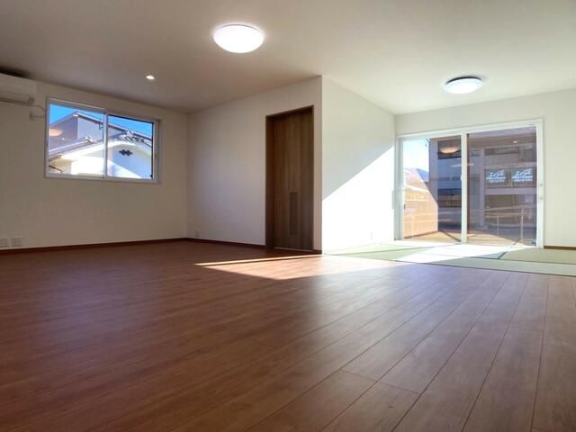 Modern 3SLDK House for Sale in Matsumoto, Nagano with Large Land - Thumbnail 2