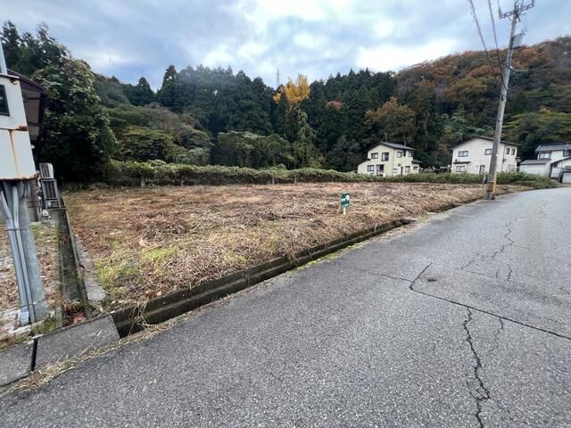 Land for Sale in Yamanaka Onsen, Kaga City, Ishikawa - Thumbnail 2
