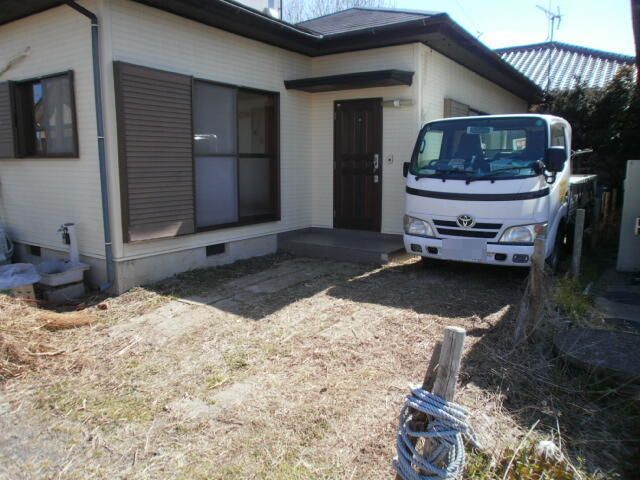 2DK Detached House for Sale in Hokota, Ibaraki – 43 sqm - Thumbnail 2