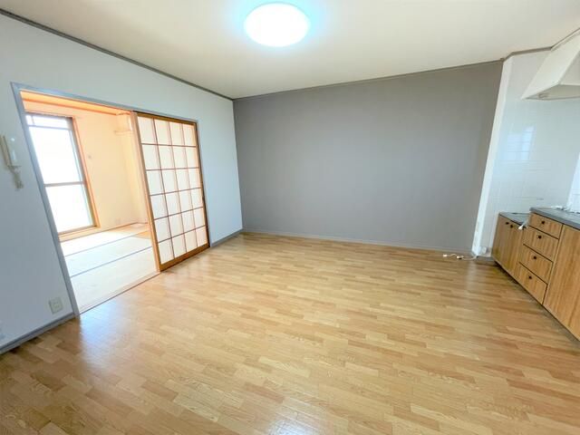 2LDK Apartment for Rent in Komatsu, Ishikawa - Pet Negotiable - Thumbnail 2