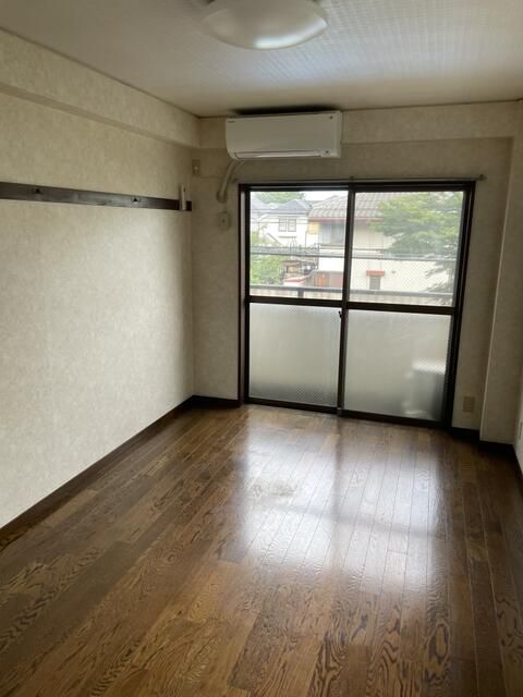 1K Rental Apartment in Kodaira, Tokyo - Urban Heights Shinomiya - Thumbnail 4