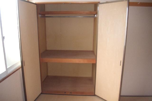 2DK Apartment for Rent in Aomori City with Free Rent Period - Thumbnail 3