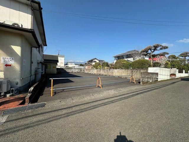 5SLDK House with Shop on Large Plot in Takaharu, Miyazaki - Image 11