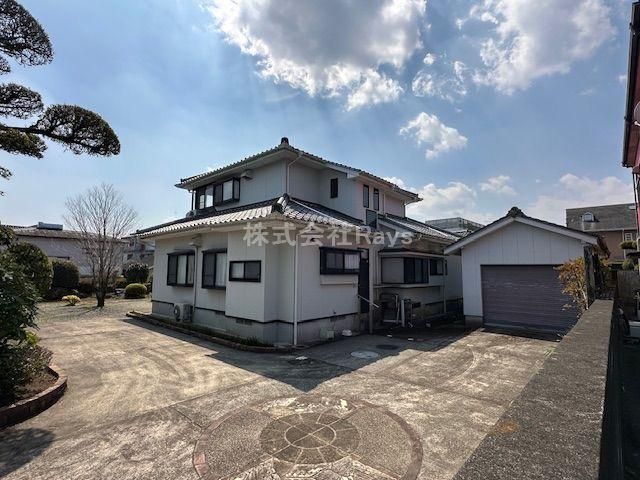 5SLDK House with Shop on Large Plot in Takaharu, Miyazaki - Image 7