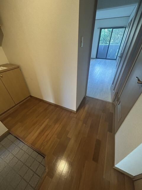 2LDK Apartment for Rent in Ebina, Kanagawa - Thumbnail 3