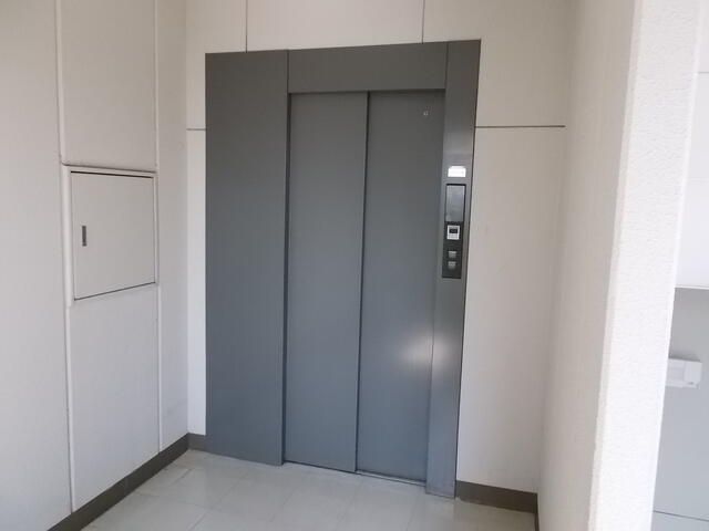 Commercial Space for Rent in Kiryu City, Gunma Prefecture - Thumbnail 4