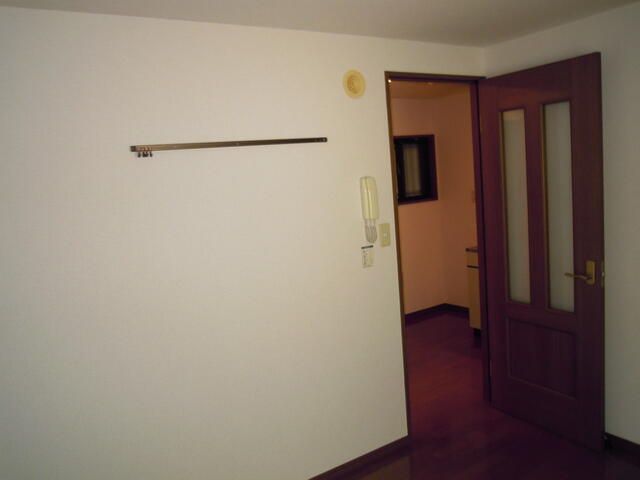 1K Apartment for Rent in Higashikurume, Tokyo - 21.6 sqm - Thumbnail 4