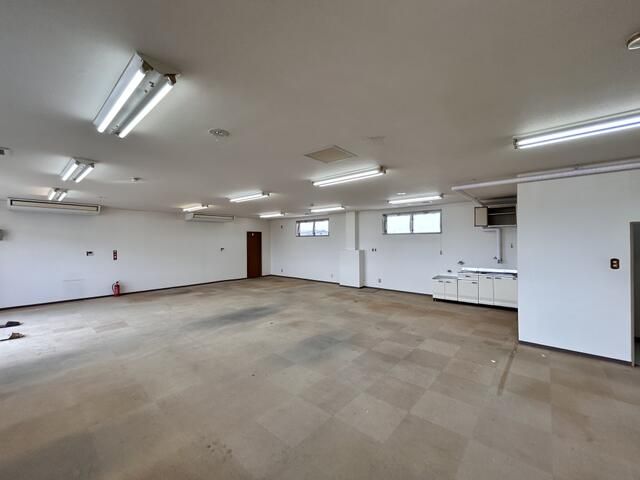 Commercial Space for Rent in Aizuwakamatsu, Fukushima - Thumbnail 3