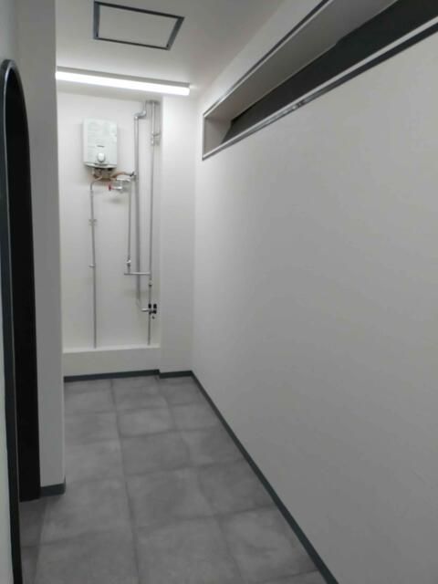 Otaru Commercial Space for Rent - 69.12 sqm Ground Floor Unit - Thumbnail 3