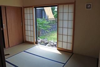 1DK Wooden House with Land in Izu City, Shizuoka - Thumbnail 4