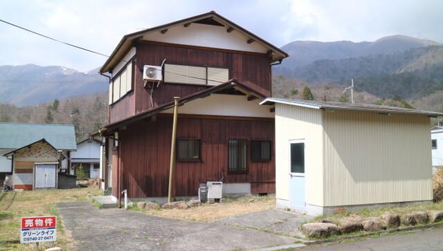 1984 Traditional House in Makino, Shiga with Garden and Free Parking - Thumbnail 2