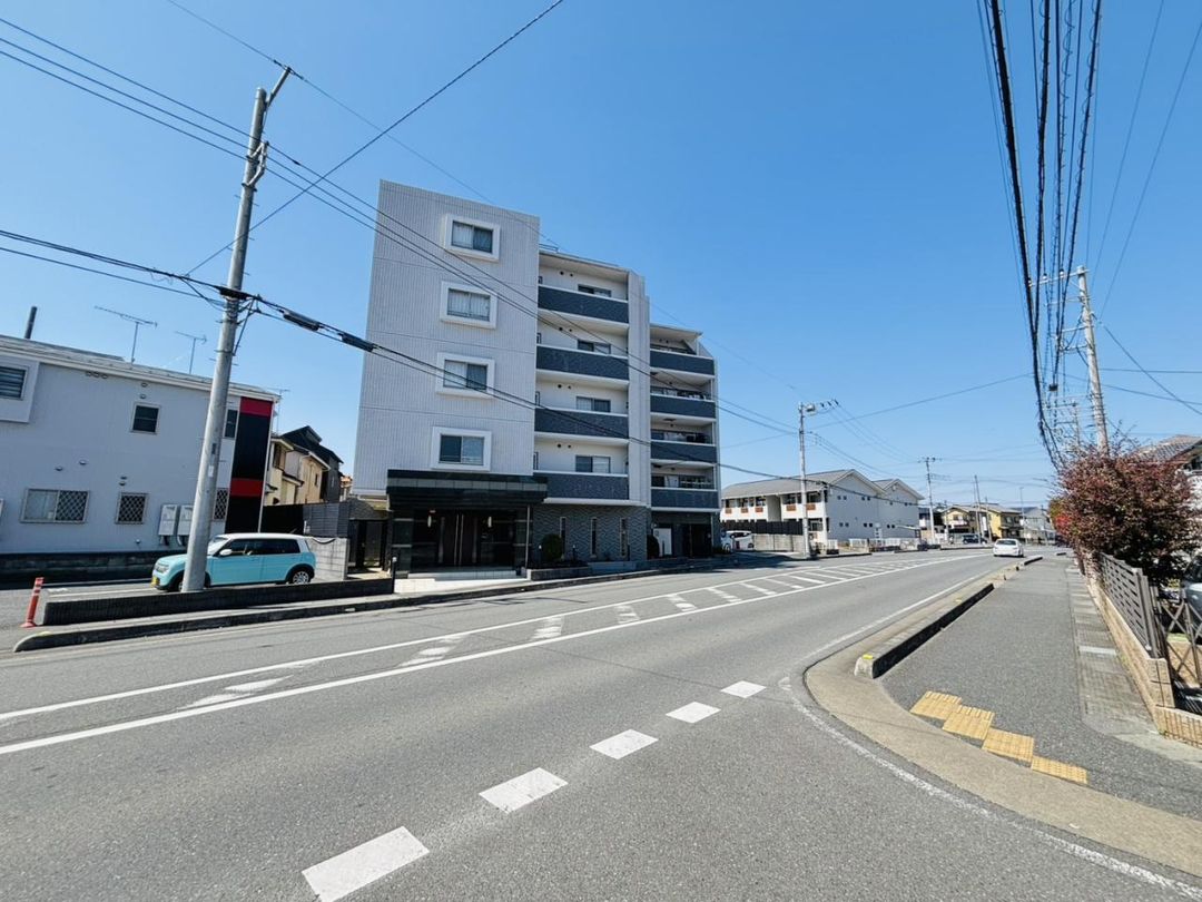 3LDK Apartment for Sale Near Wakaba Station Tsurugashima Saitama - Thumbnail 3