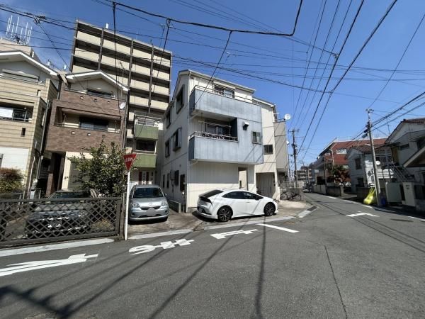 3SLDK Modern House for Sale in Kawasaki, Kanagawa - Thumbnail 4