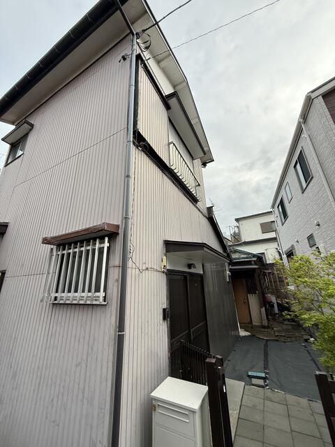 2LDK Rental House in Minami Ward, Yokohama – 63.6 sqm - Thumbnail 2