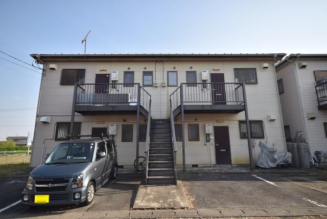Rent 2DK Apartment in Tamamura, Gunma - Fujikawa Kopo 5 - Thumbnail 3
