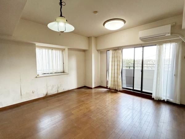 3LDK Apartment for Sale in Makuhari Hongo, Chiba City - Thumbnail 3