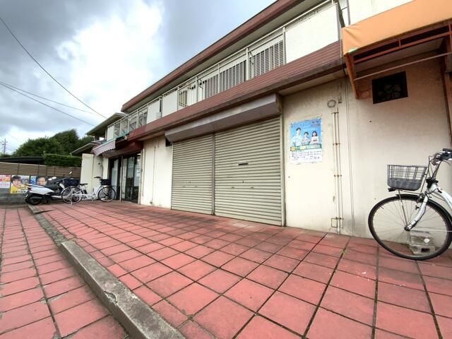 Shop with 2DK Residence for Rent in Kiyose, Tokyo - Thumbnail 2