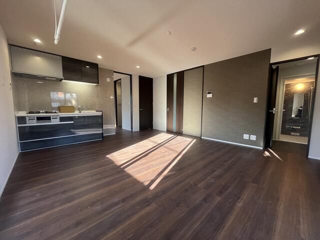 Modern 2LDK Apartment for Rent in Nakano, Tokyo - Thumbnail 4