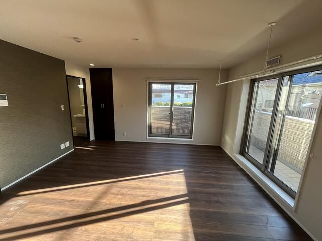 Modern 2LDK Apartment for Rent in Nakano, Tokyo - Thumbnail 2