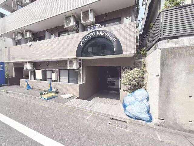 1K Apartment for Sale in Itabashi, Tokyo - 16.39 sqm - Thumbnail 2