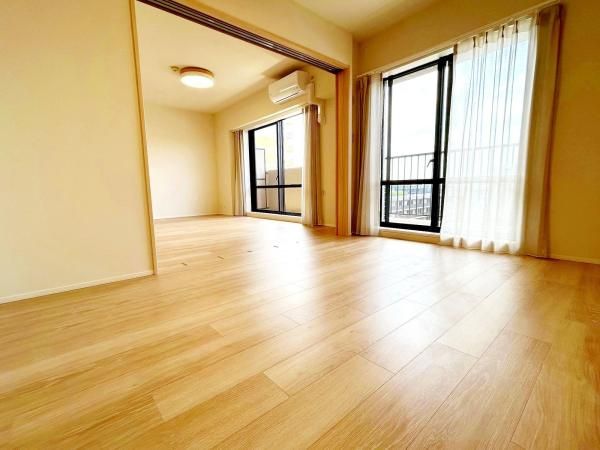 Meitz Kichijoji Minami 3LDK Apartment for Sale in Mitaka, Tokyo - Thumbnail 4