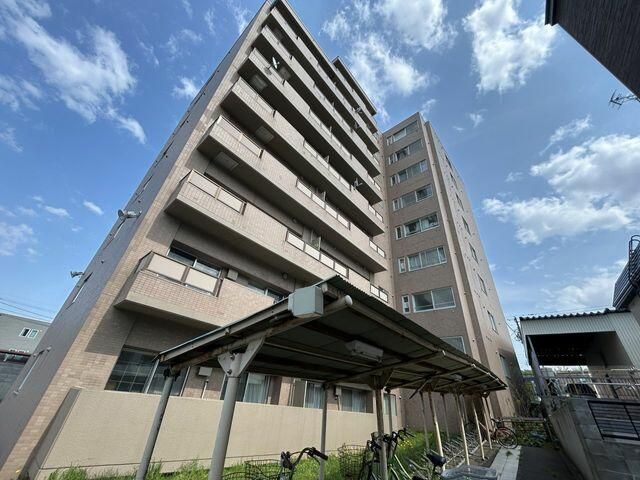 Renovated 2SLDK Apartment in Teine-ku, Sapporo, 67.27 sqm - Thumbnail 2