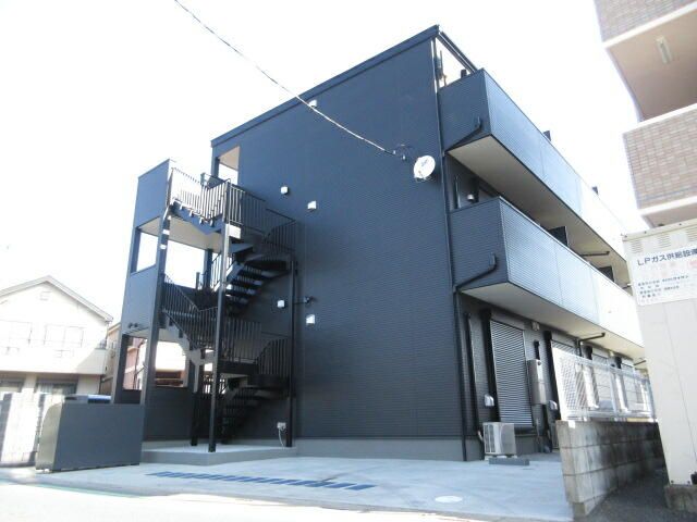 New 1K Apartment for Rent in Ageo, Saitama - COMODO上尾本町 - Thumbnail 2