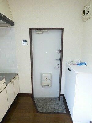1K Apartment for Rent in Togoshi, Shinagawa, Tokyo - Thumbnail 4